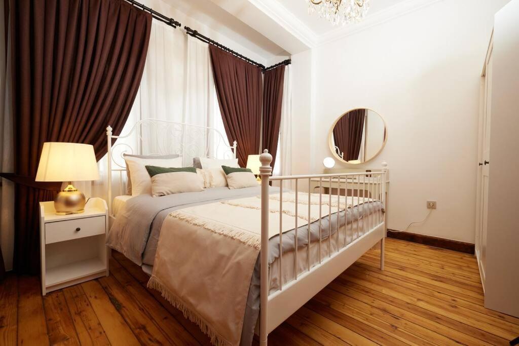 Daire Private Building 8br @ Taksim İstanbul