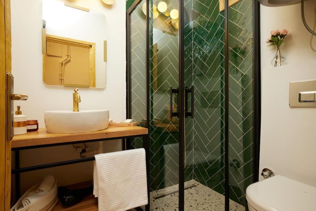 Private Building 8br @ Taksim * İstanbul