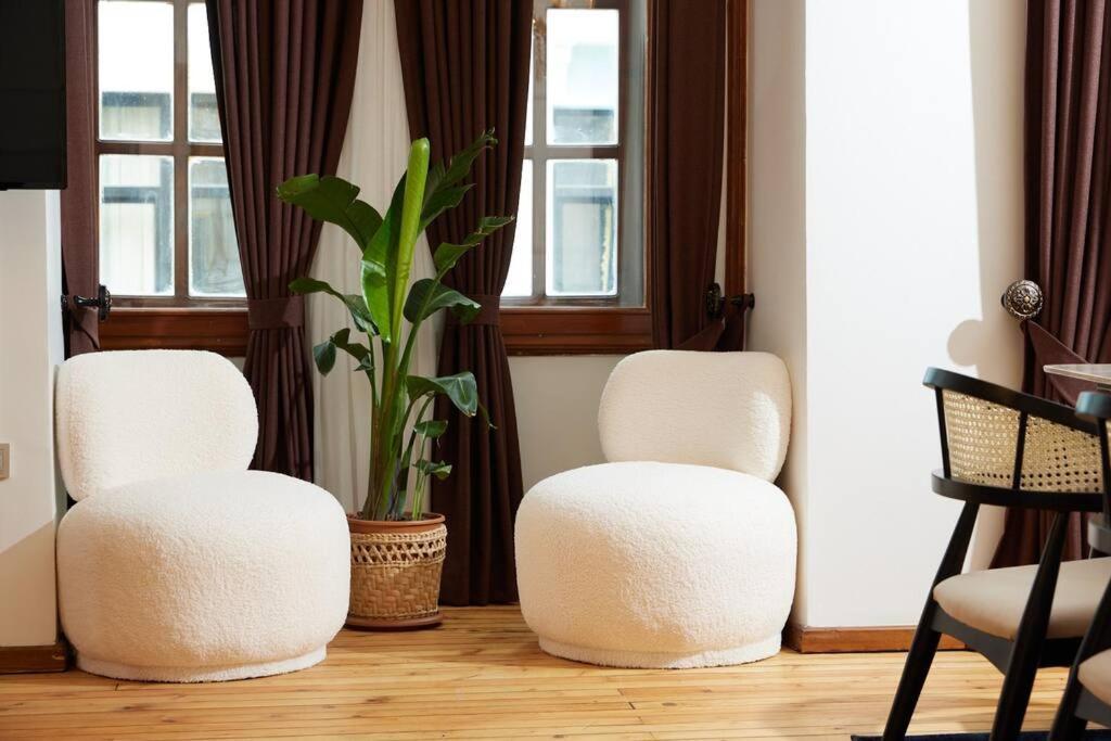 Private Building 8br @ Taksim İstanbul