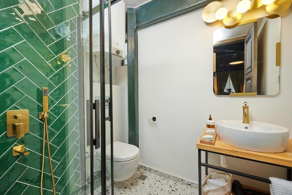 Private Building 8br @ Taksim * İstanbul